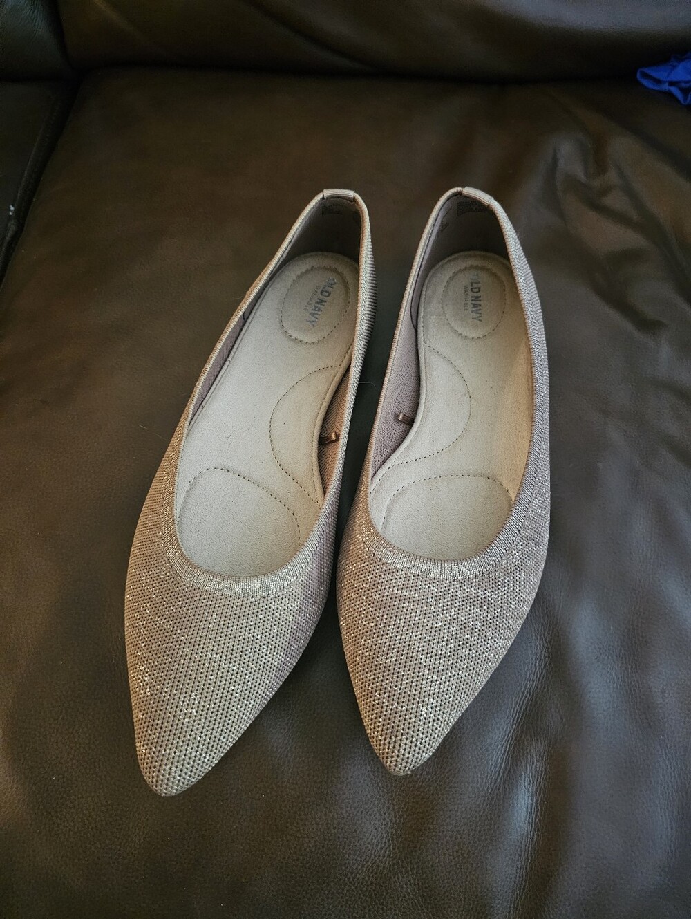 Old Navy Sparkle Pointed Toe Flats in Light Taupe